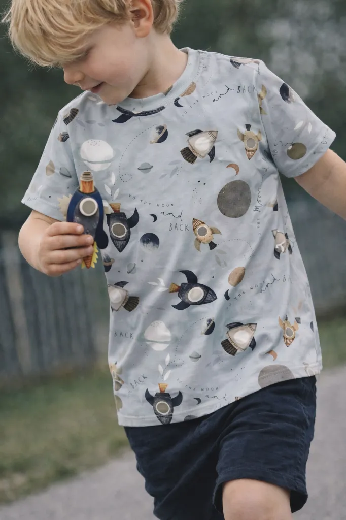 kosmos t-shirt 2.webp