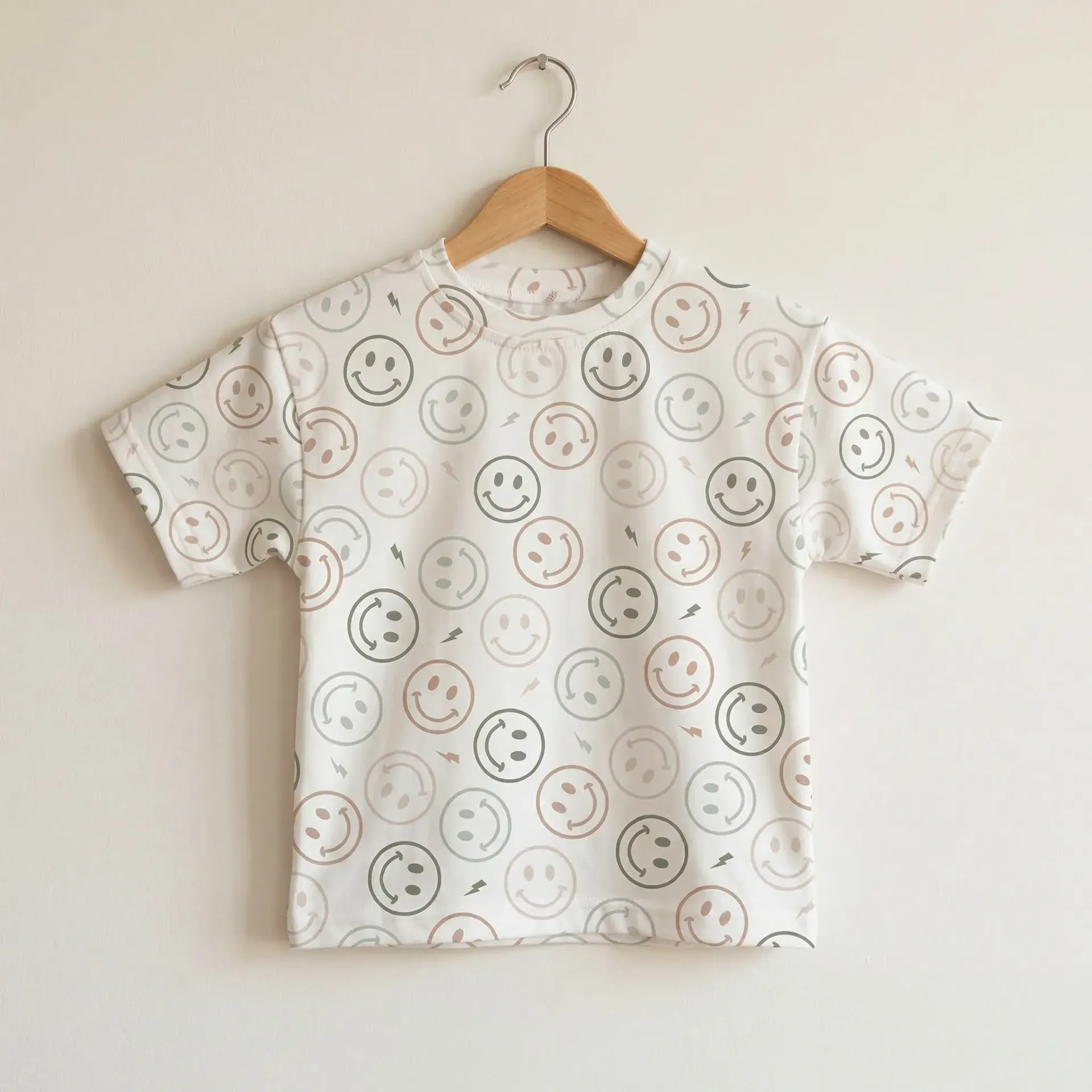 Kids T-shirt with smiley print