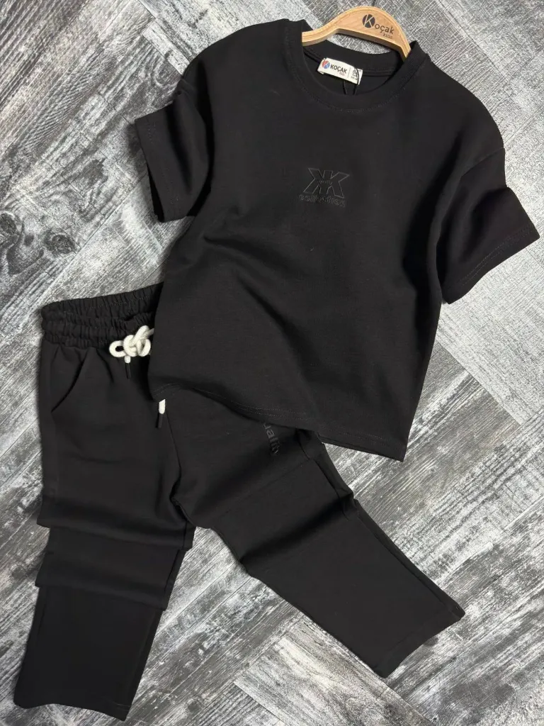 Boys jogging set black
