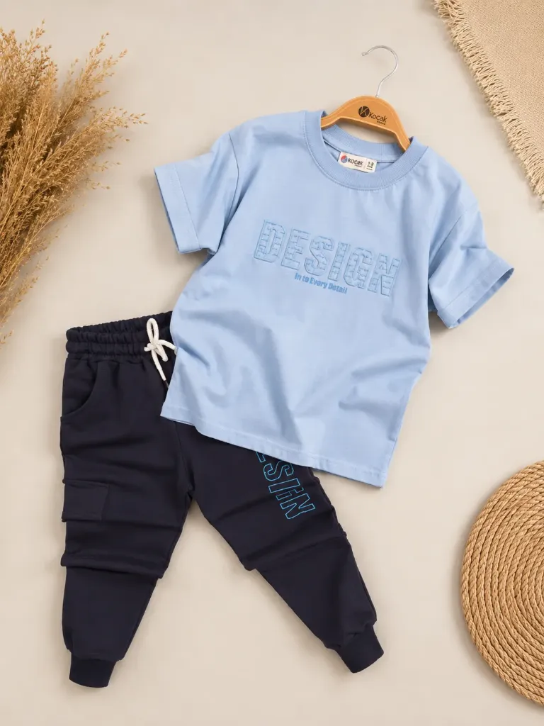 Boys jogging set blue with print (122/128)
