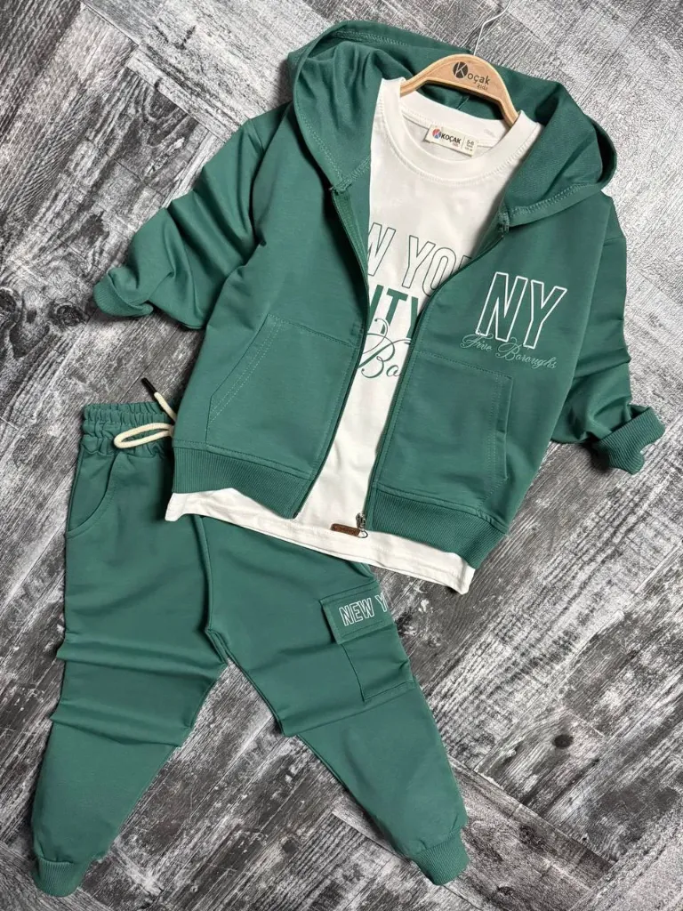 Jongens 3-delige jogging set groen (110/116)